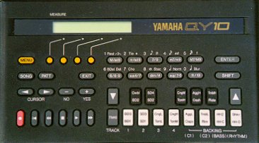 Yamaha QY10 sequenser, klicka och ls mer!